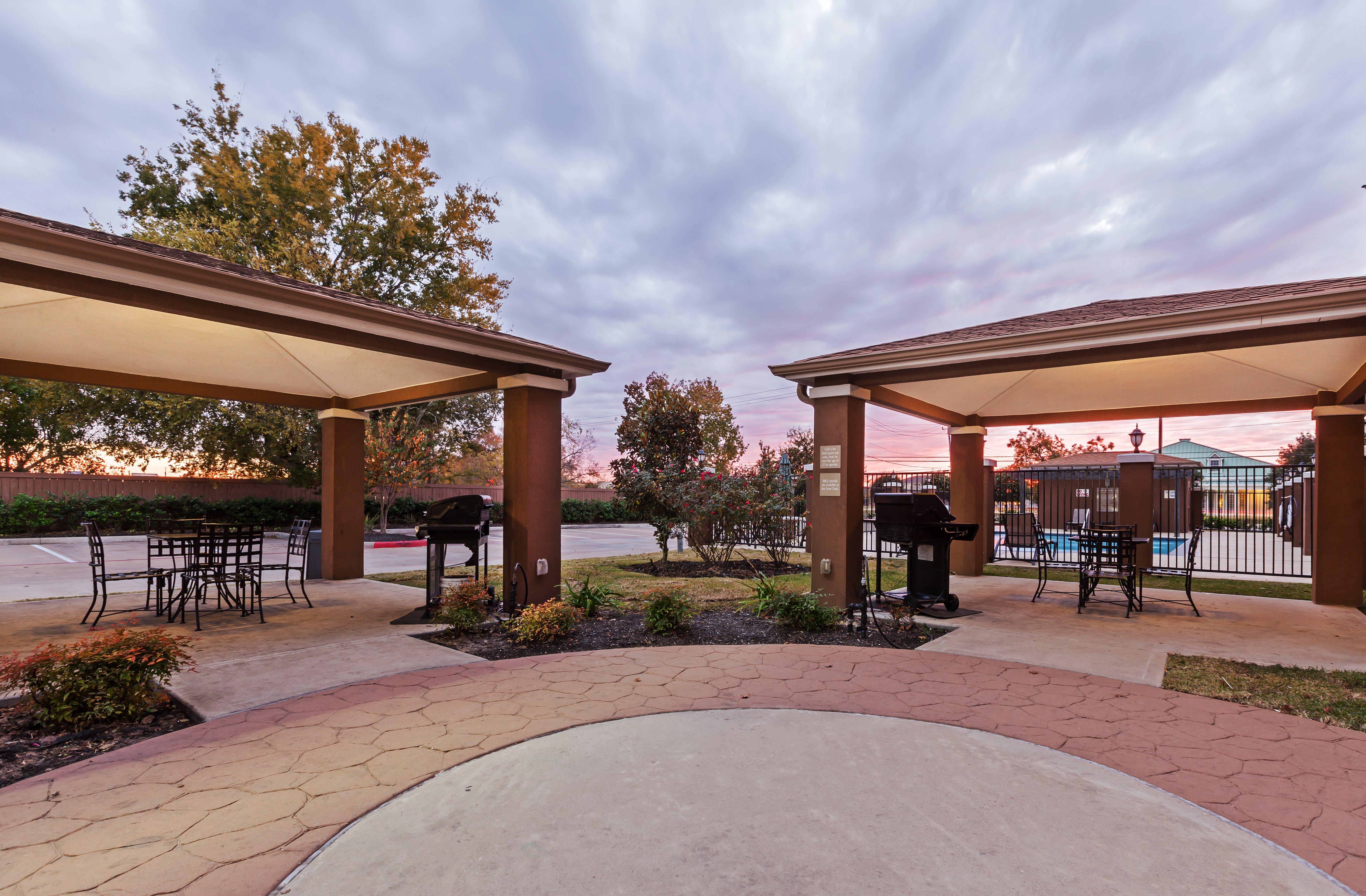 Candlewood Suites Baytown By Ihg Екстериор снимка