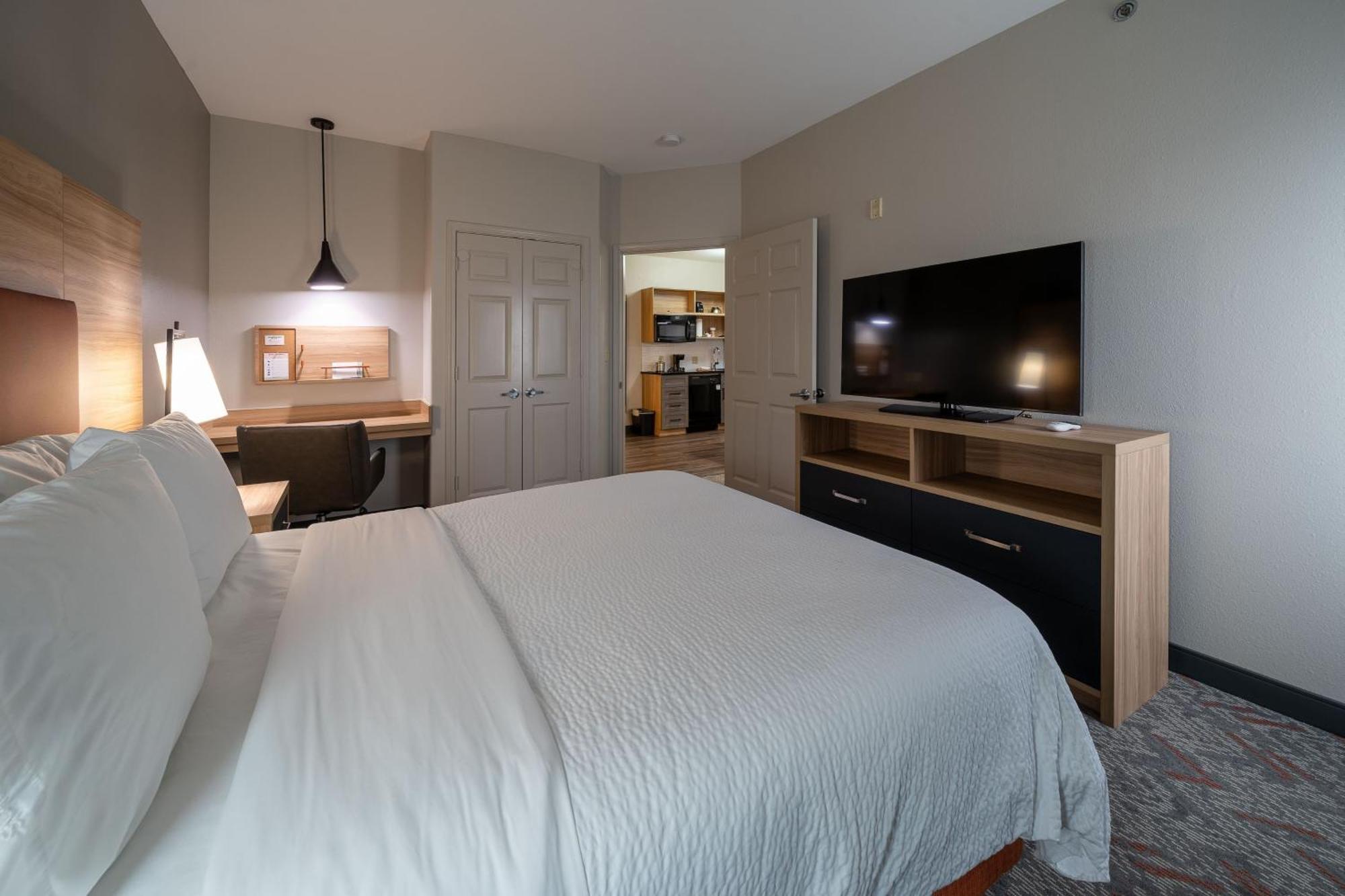 Candlewood Suites Baytown By Ihg Екстериор снимка
