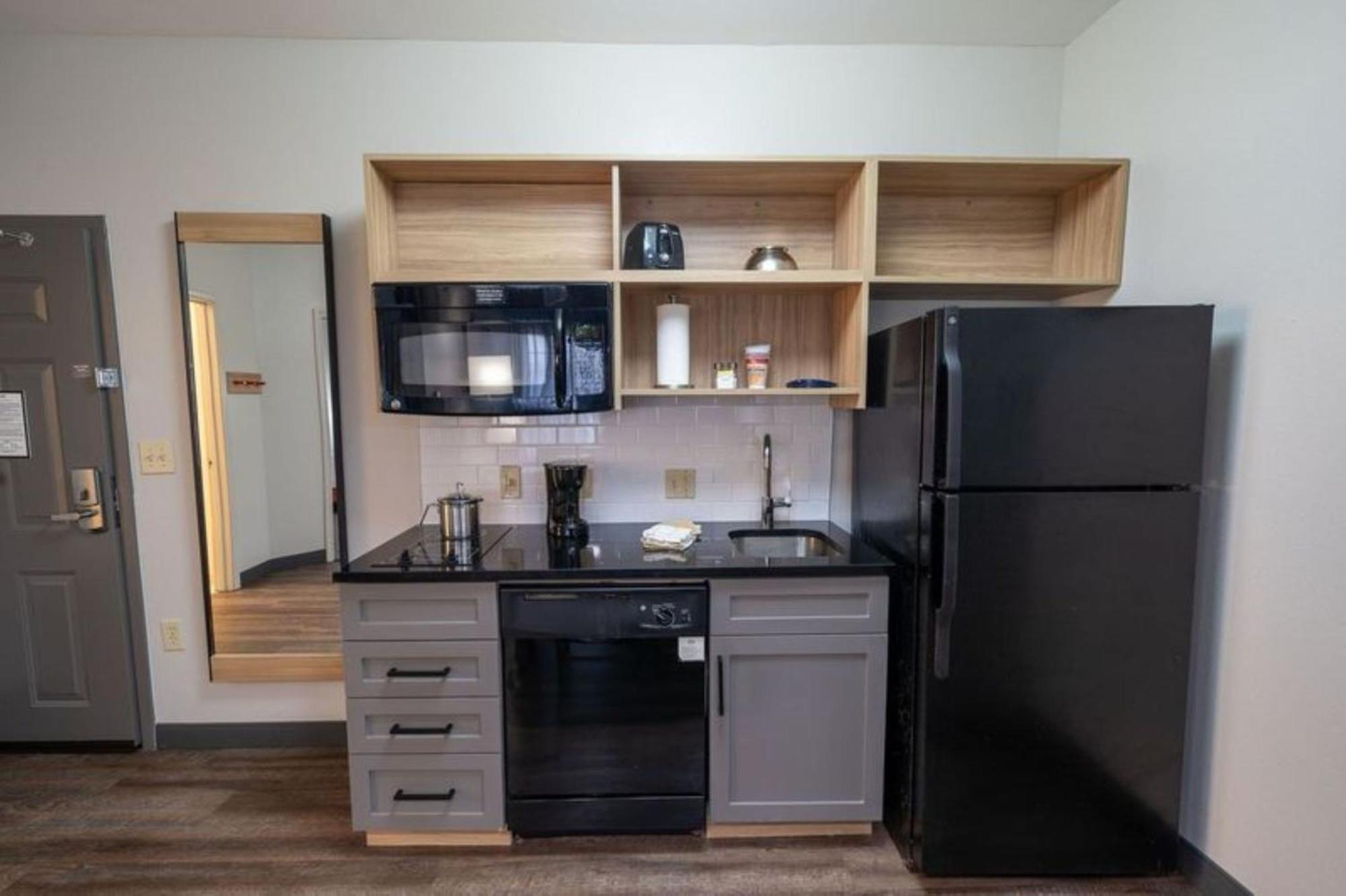 Candlewood Suites Baytown By Ihg Екстериор снимка